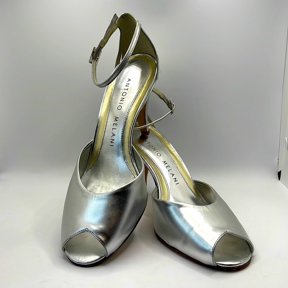 ANTONIO MELANI Shoes - Women’s size 8.5m Antonio Melani Silver Peeptoe Heels with ankle strap